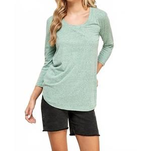 NEW CULTURE CODE curved hem top in sage